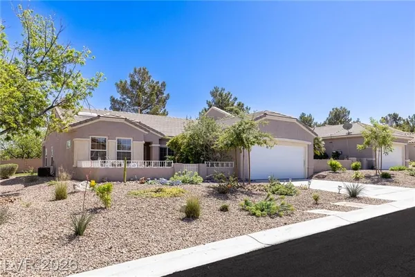 Property Slideshow image 3 of 37 | 1506 fieldbrook st, Henderson, NV, 89052