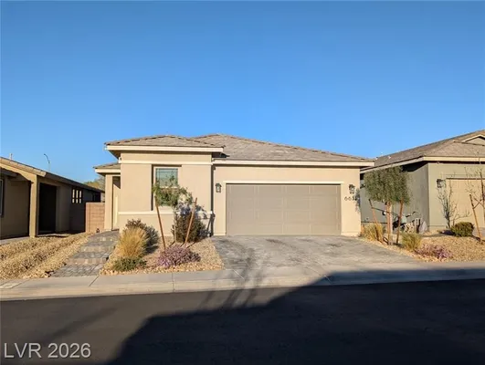 Property Slideshow image 3 of 34 | 6611 summershade st, North Las Vegas, NV, 89086