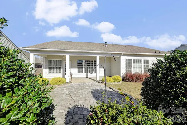 Property Slideshow image 2 of 48 | 10411 bethpage dr, Fort Mill, SC, 29707