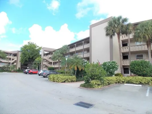 Property Slideshow image 2 of 26 | 1701 andros isle c4, Coconut Creek, FL, 33066