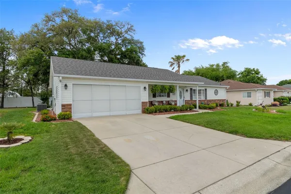 Property Slideshow image 2 of 52 | 13762 sw 112th ter, Dunnellon, FL, 34432