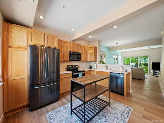 Property Slideshow image 3 of 29 | 2767 w riverwalk cir q, Littleton, CO, 80123