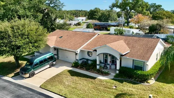 Property Slideshow image 3 of 45 | 6323 silver lakes dr, Lakeland, FL, 33810