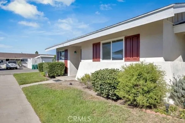 Property Slideshow image 3 of 30 | 3760 vista campana s unit 76, Oceanside, CA, 92057