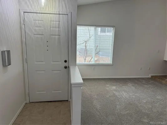 Property Slideshow image 2 of 27 | 41 canongate ln, Highlands Ranch, CO, 80130