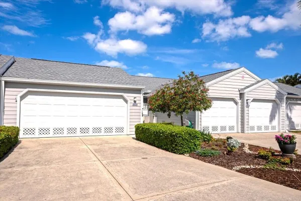 Property Slideshow image 2 of 54 | 1288 spoonbill landings cir, Bradenton, FL, 34209