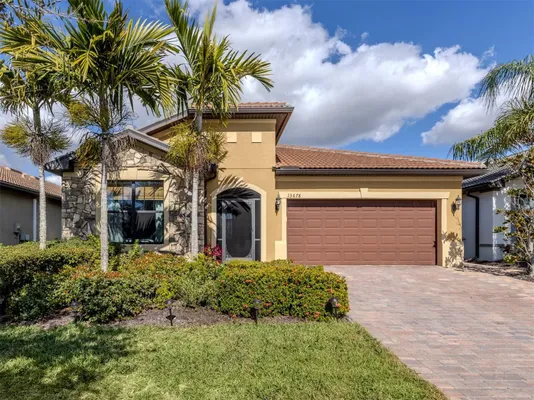 Property Slideshow image 2 of 43 | 13678 yelma st, Venice, FL, 34293