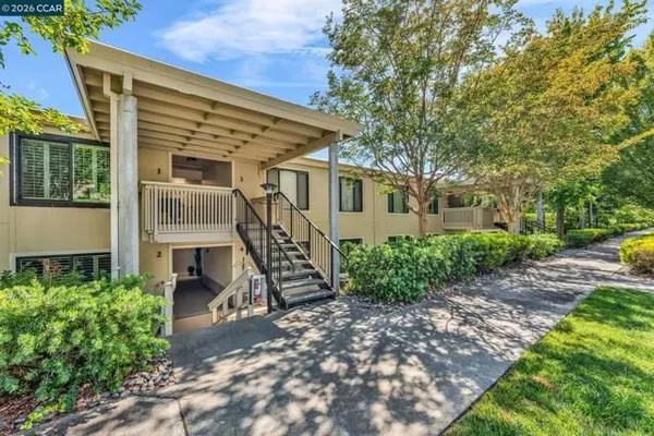 Property Slideshow image 3 of 46 | 1935 golden rain rd 1, Walnut Creek, CA, 94595