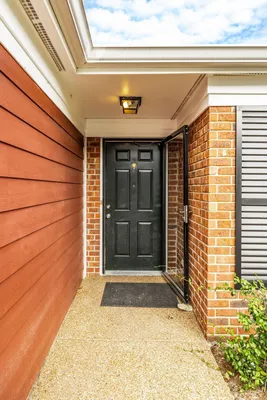 Property Slideshow image 2 of 37 | 260 cana cir, Nashville, TN, 37205