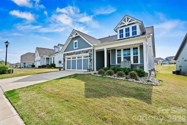 Property Slideshow image 2 of 40 | 8718 festival way, Charlotte, NC, 28215
