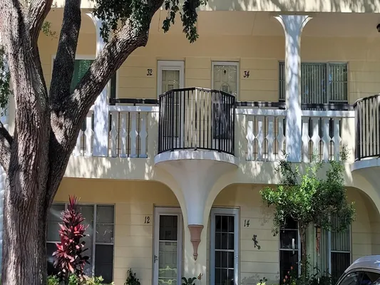 Property Slideshow image 2 of 35 | 2298 netherlands dr 32, Clearwater, FL, 33763