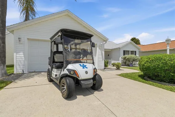 Property Slideshow image 3 of 41 | 3425 carbondale ct, The Villages, FL, 32162