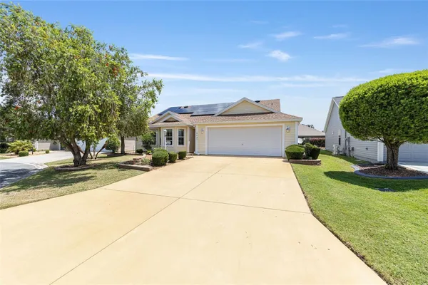Property Slideshow image 3 of 61 | 2047 dunster ct, The Villages, FL, 32162