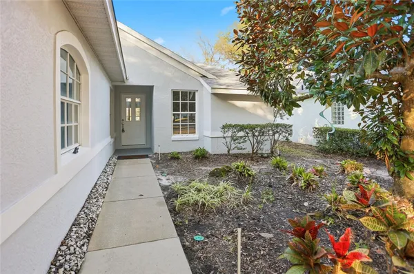 Property Slideshow image 3 of 30 | 6025 spring creek ct, Mount Dora, FL, 32757