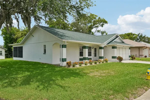 Property Slideshow image 2 of 65 | 10735 buckfield dr, Port Richey, FL, 34668
