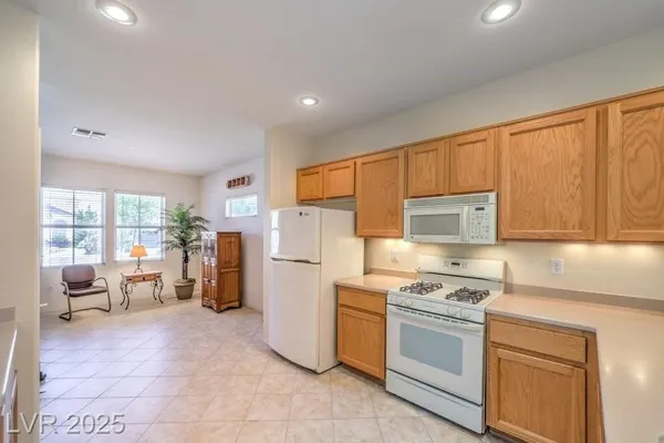 Property Slideshow image 3 of 59 | 1806 tarrant city st, Henderson, NV, 89052