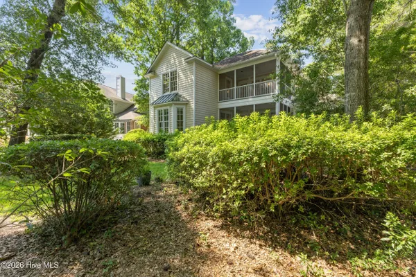 Property Slideshow image 3 of 46 | 8313 vintage club cir, Wilmington, NC, 28411