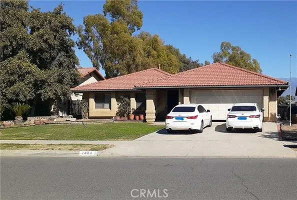 Property Slideshow image 2 of 41 | 1484 pepper tree dr, Hemet, CA, 92545