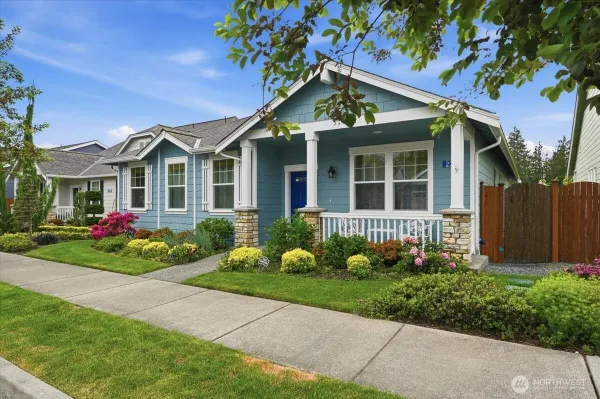 Property Slideshow image 3 of 33 | 223 s 48th pl, Mount Vernon, WA, 98274