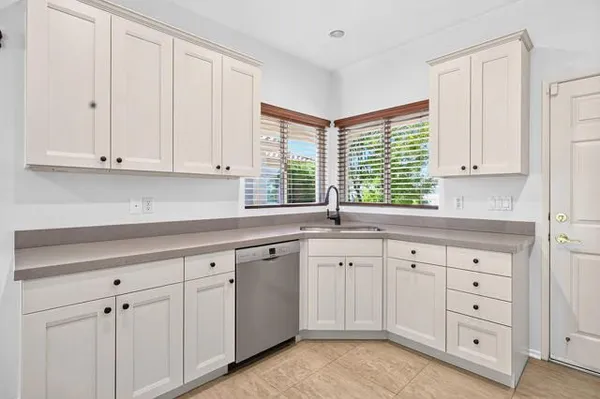 Property Slideshow image 3 of 14 | 78432 glastonbury way, Palm Desert, CA, 92211