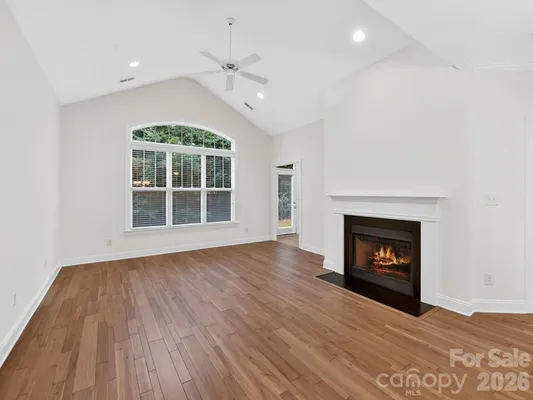 Property Slideshow image 3 of 45 | 2963 bellasera way, Matthews, NC, 28105