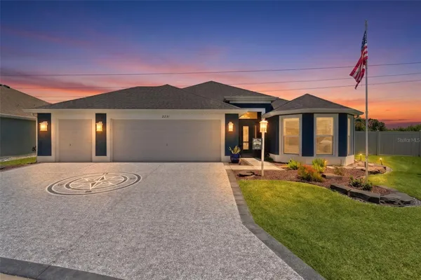 Property Slideshow image 2 of 68 | 2231 landrea loop, The Villages, FL, 32163