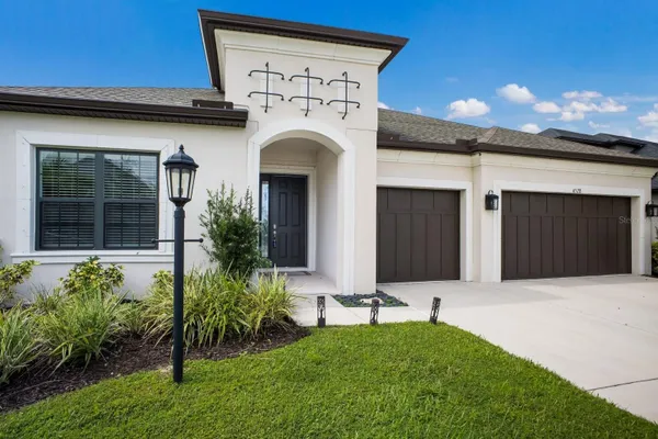 Property Slideshow image 2 of 42 | 4528 pond brook ct, Bradenton, FL, 34211