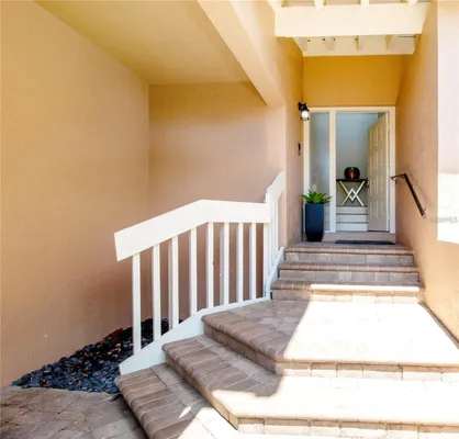 Property Slideshow image 3 of 39 | 5273 heron way # 202, Sarasota, FL, 34231
