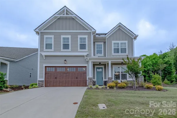 Property Slideshow image 3 of 42 | 3010 alveston dr, Concord, NC, 28027
