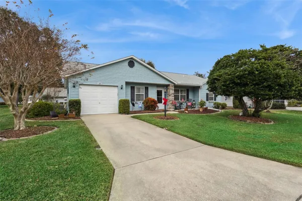 Property Slideshow image 2 of 81 | 5641 laver st, Leesburg, FL, 34748