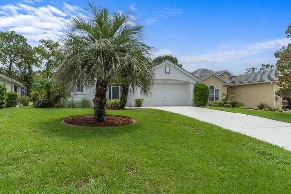 Property Slideshow image 3 of 52 | 9171 penelope dr, Weeki Wachee, FL, 34613