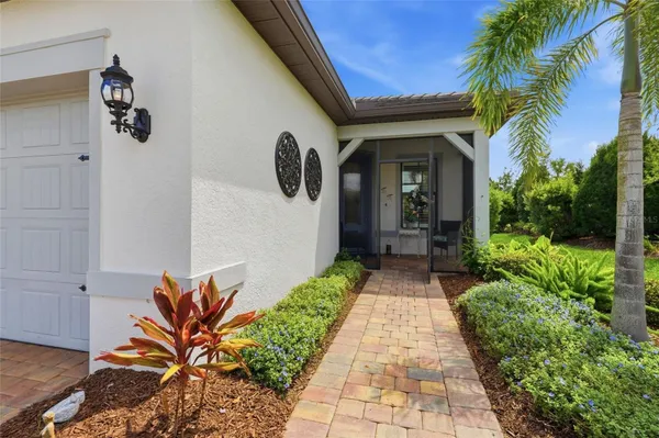 Property Slideshow image 3 of 40 | 7017 hanover ct, Bradenton, FL, 34202