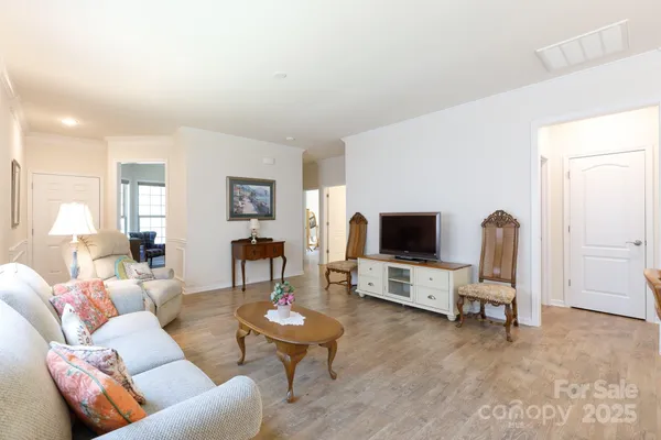 Property Slideshow image 3 of 24 | 238 cherry tree dr, Fort Mill, SC, 29715