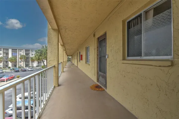 Property Slideshow image 2 of 35 | 3753 lake bayshore dr h305, Bradenton, FL, 34205