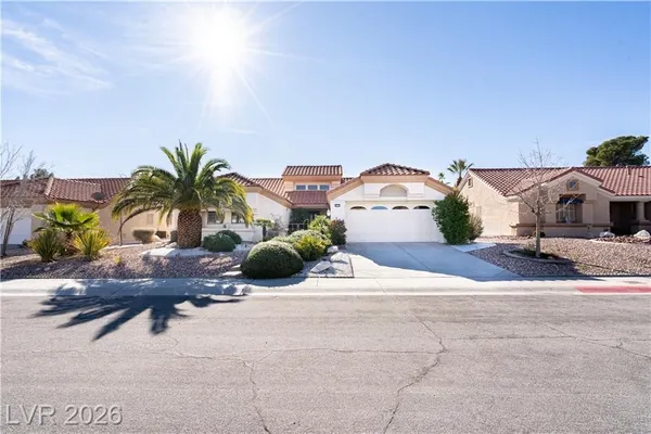Property Slideshow image 3 of 49 | 8909 meadowood dr, Las Vegas, NV, 89134