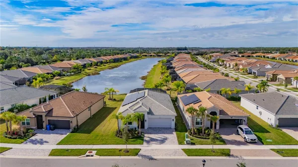 Property Slideshow image 3 of 49 | 4878 avila lakes dr, Wimauma, FL, 33598