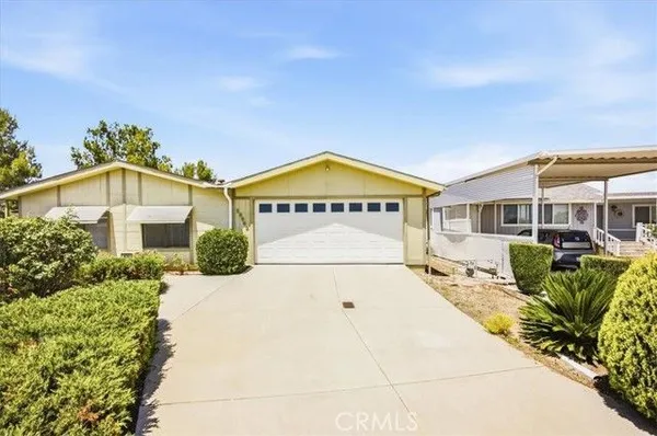 Property Slideshow image 3 of 31 | 28900 via la espalda, Murrieta, CA, 92563