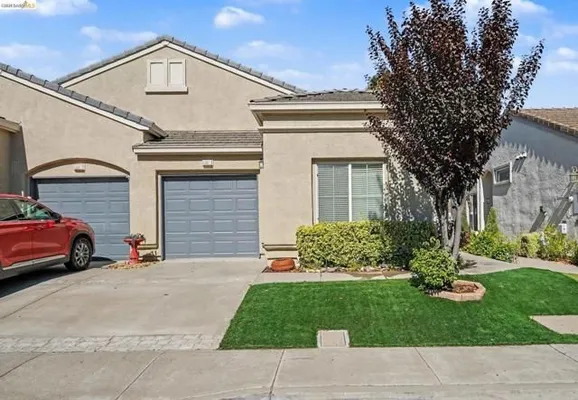 Property Slideshow image 2 of 28 | 473 desert gold ter, Brentwood (Cc), CA, 94513