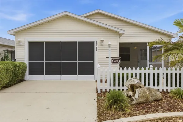 Property Slideshow image 2 of 30 | 1671 osprey ave, The Villages, FL, 32162