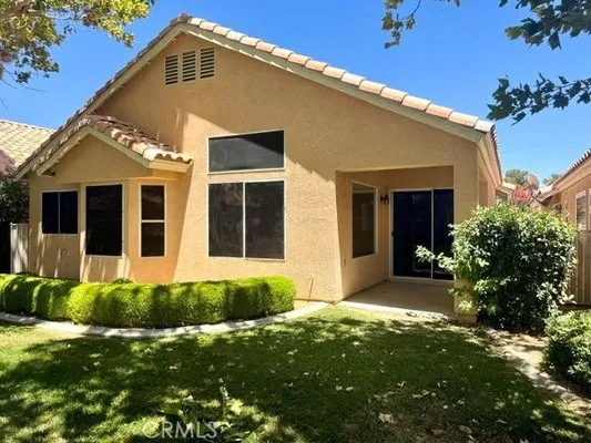 Property Slideshow image 3 of 24 | 11544 mountain mdw, Apple Valley, CA, 92308