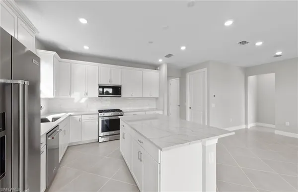 Property Slideshow image 3 of 29 | 12401 basalt ln, Alva, FL, 33920