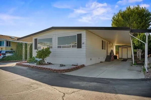 Property Slideshow image 3 of 37 | 444 n el camino real spc 47, Encinitas, CA, 92024