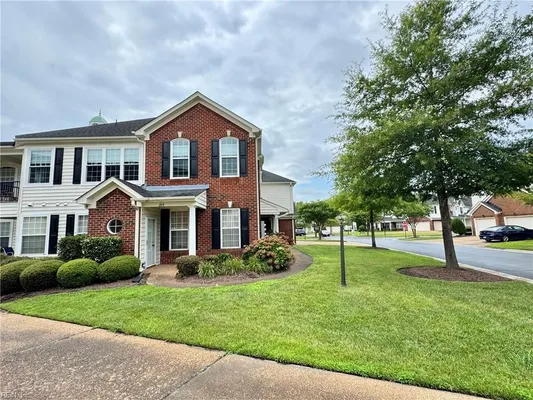 Property Slideshow image 2 of 37 | 2811 loveliness ct, Virginia Beach, VA, 23456