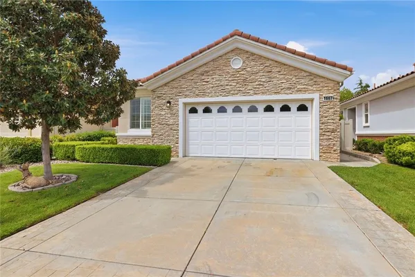 Property Slideshow image 3 of 48 | 1667 scottsdale rd, Beaumont, CA, 92223