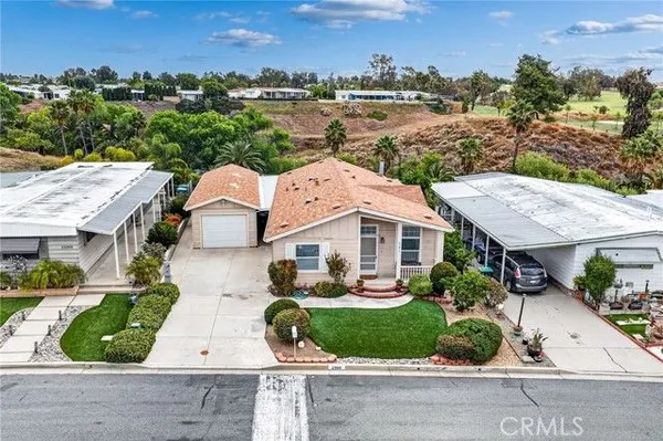 Property Slideshow image 3 of 68 | 29010 via princesa, Murrieta, CA, 92563