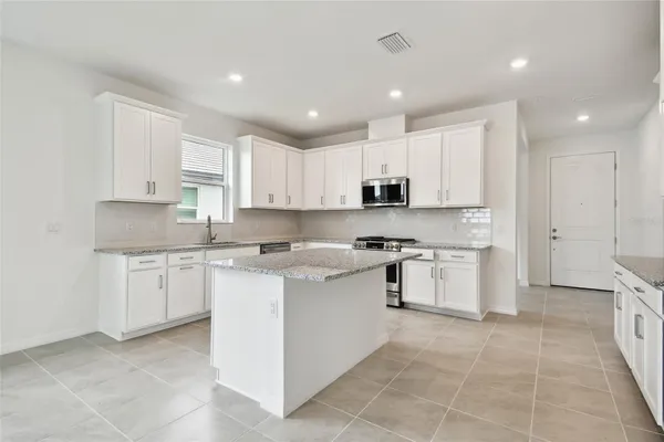Property Slideshow image 2 of 30 | 18139 cherished loop, Lakewood Ranch, FL, 34211