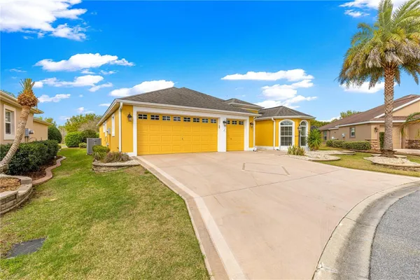 Property Slideshow image 3 of 53 | 2906 canyon ave, The Villages, FL, 32163