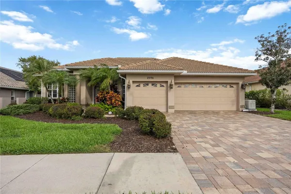 Property Slideshow image 3 of 58 | 2896 egret ct, North Port, FL, 34287