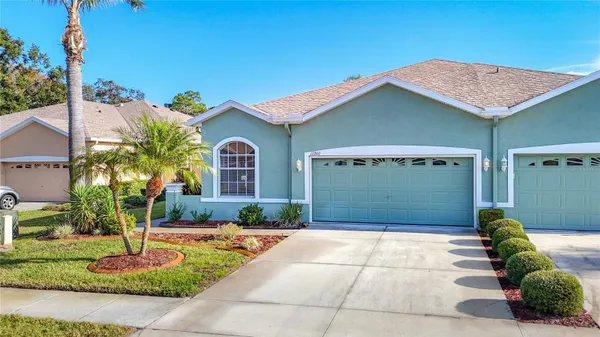 Property Slideshow image 2 of 40 | 12200 putter green ct, New Port Richey, FL, 34654