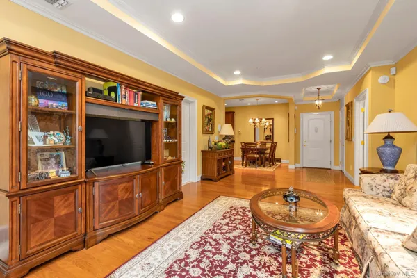 Property Slideshow image 3 of 26 | 348 trotting ln, Hempstead, NY, 11590
